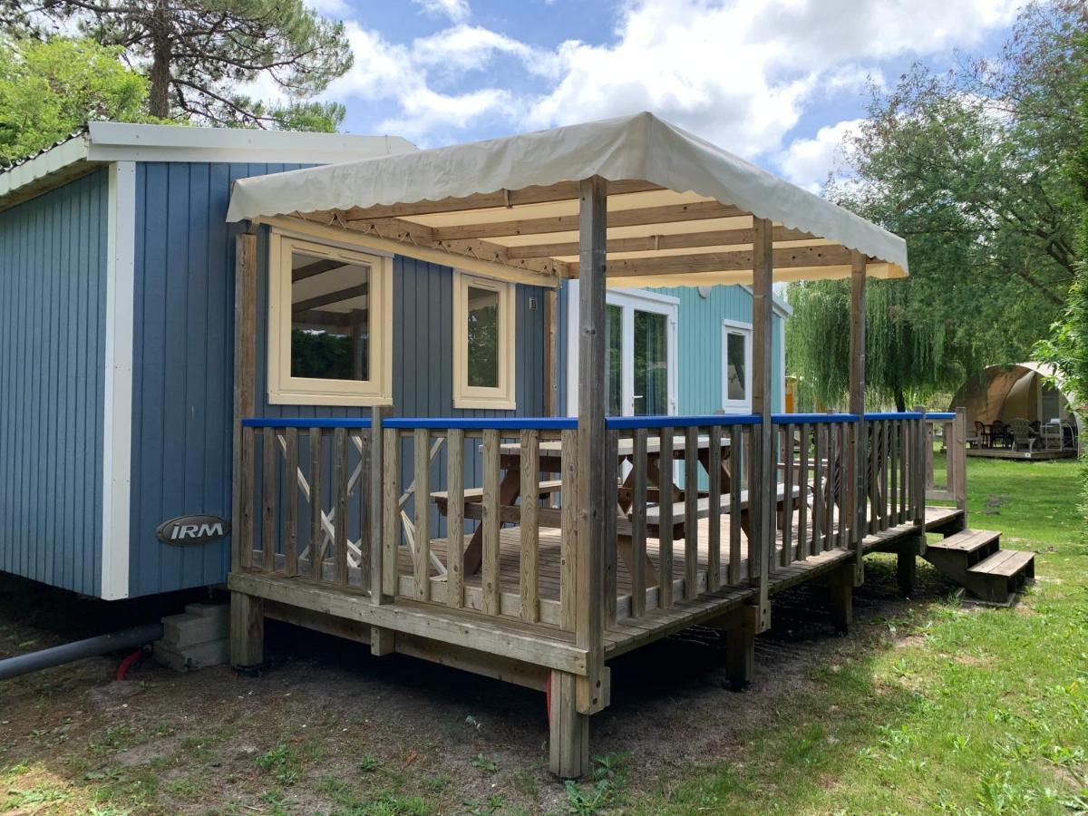 Готель Camping La Chesnays Ванде-Монталіве Екстер'єр фото