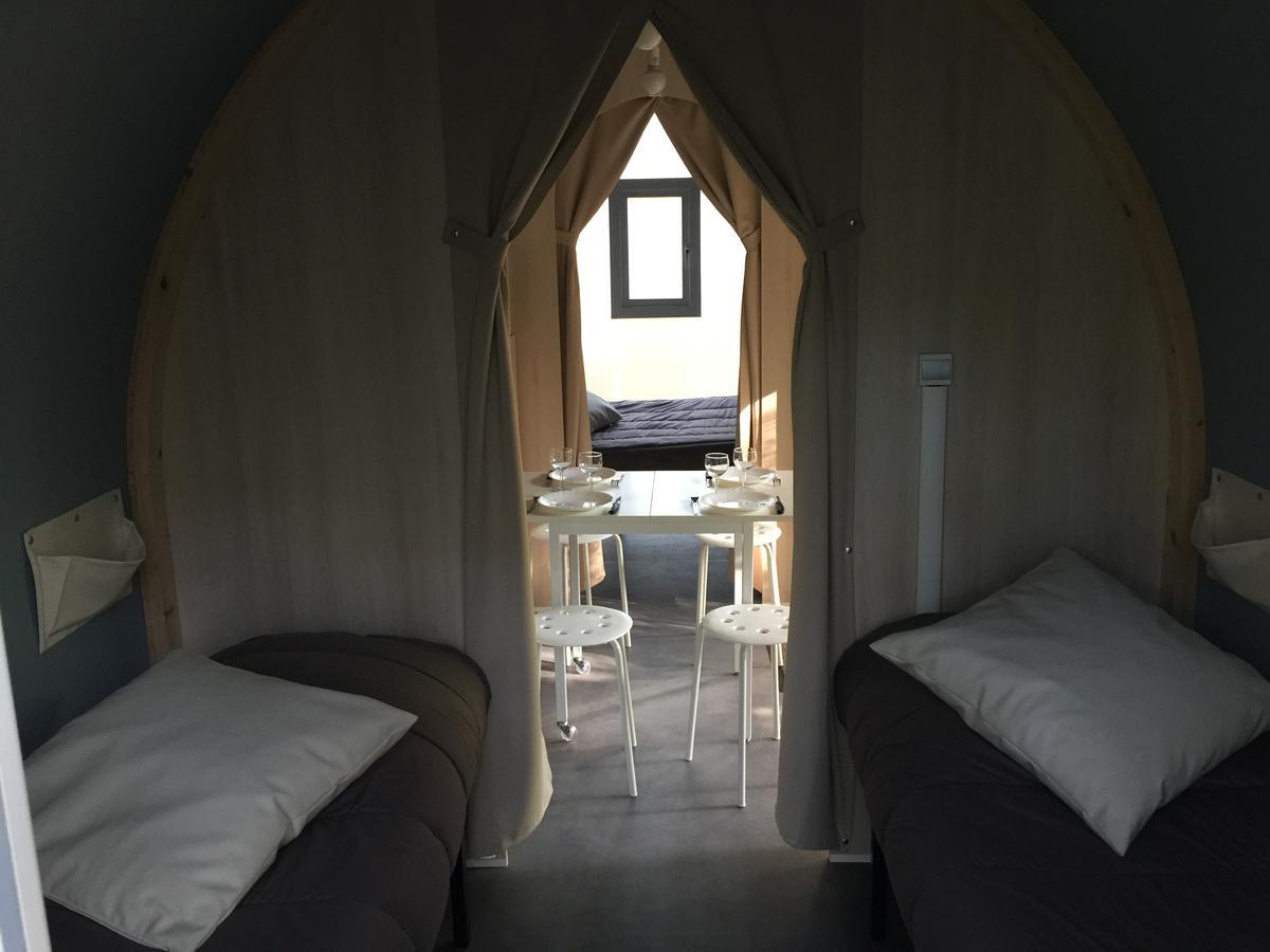 Готель Camping La Chesnays Ванде-Монталіве Екстер'єр фото